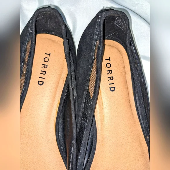 Torrid Mesh & Faux Suede Pointed Toe Women's Flats - Picture 4 of 7
